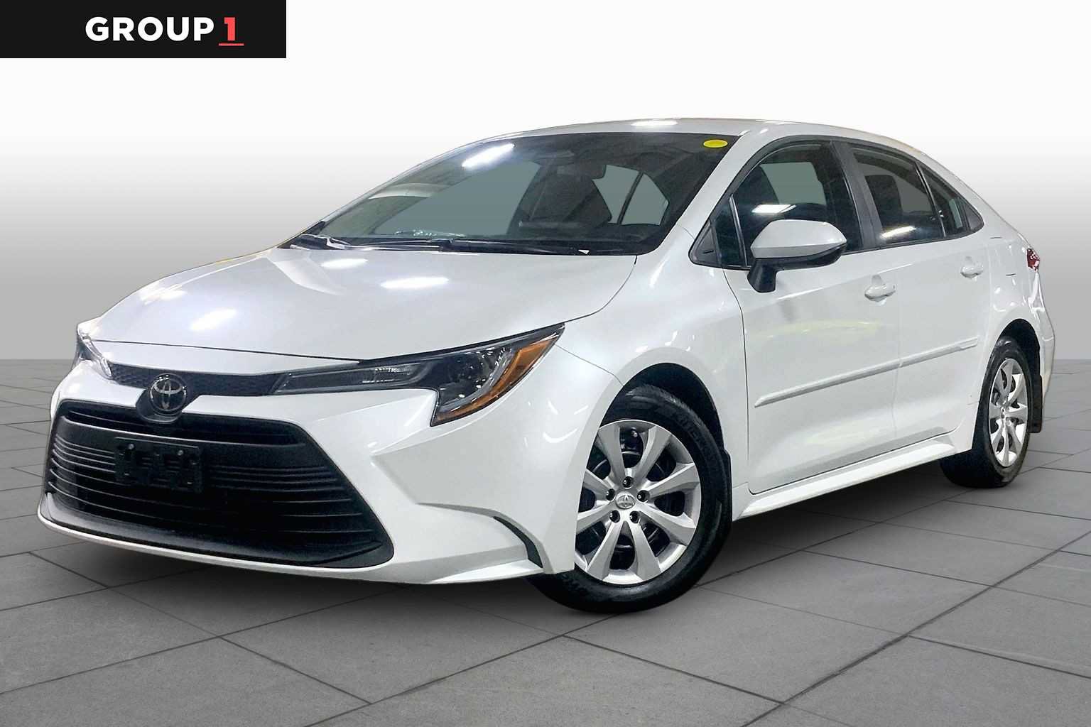 Certified 2025 Toyota Corolla LE FWD image 1
