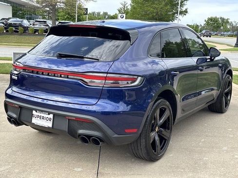 Used 2024 Porsche Macan AWD/4WD image 3
