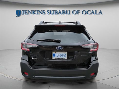 Used 2023 Subaru Outback Onyx Edition image 7