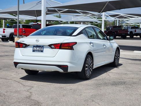 Used 2025 Nissan Altima 2.5 SV image 5