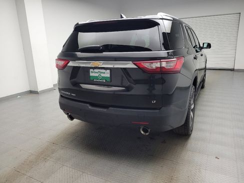 Used 2018 Chevrolet Traverse LT image 7