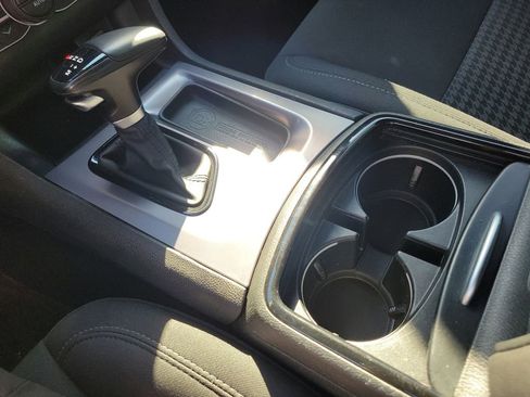 Used 2019 Dodge Charger R/T w/ Blacktop Package image 15