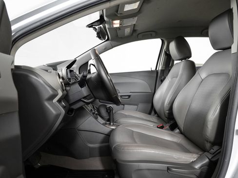 Used 2015 Chevrolet Sonic LTZ image 15