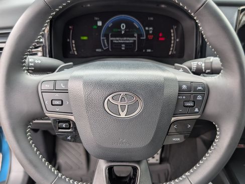 Used 2026 Toyota Camry SE w/ Convenience Package FWD image 18