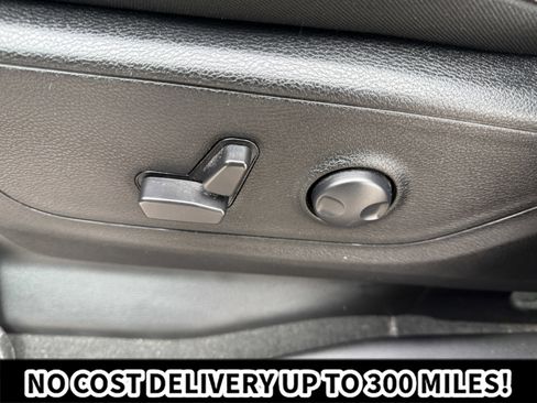 Used 2023 RAM 1500 Big Horn AWD/4WD image 18