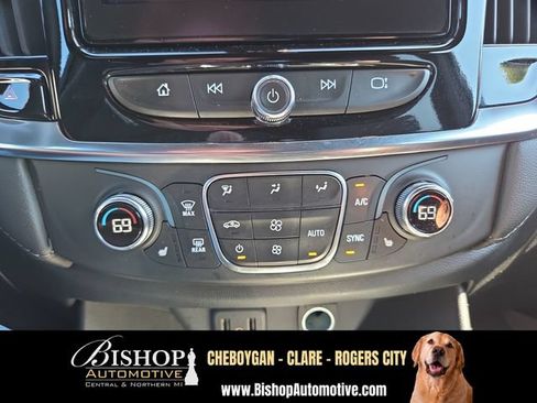 Used 2023 Chevrolet Traverse LT w/ LPO, Floor Liner Package AWD/4WD image 8