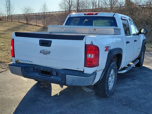 Used 2007 Chevrolet Silverado 1500 LT w/ 1LT Convenience Package image 8