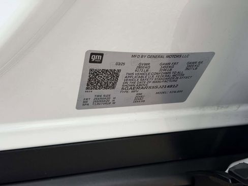 Used 2025 Buick Enclave Preferred image 28