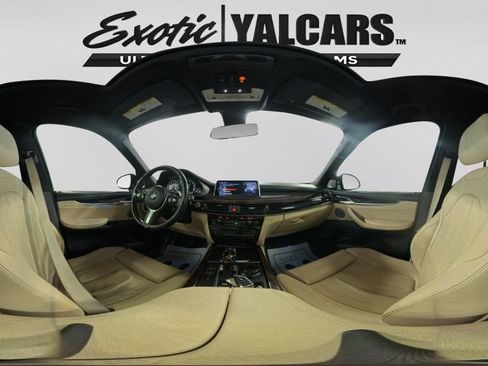 Used 2017 BMW X5 xDrive50i AWD/4WD image 44