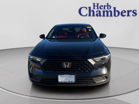 Used 2025 Honda Accord Sport image 2