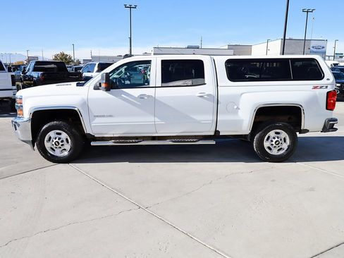 Used 2016 Chevrolet Silverado 2500 LT w/ LT Fleet Convenience Package image 3