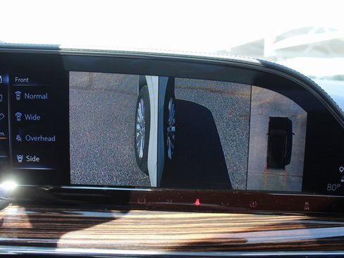 Used 2024 Cadillac Escalade Premium Luxury image 42