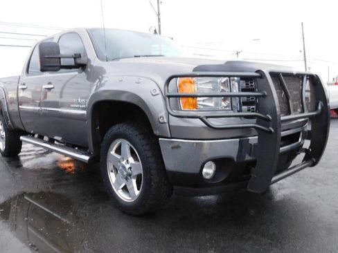 Used 2014 GMC Sierra 2500 SLE w/ Texas Edition image 3