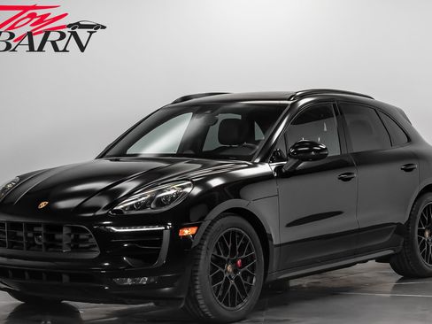 Used 2018 Porsche Macan GTS image 1