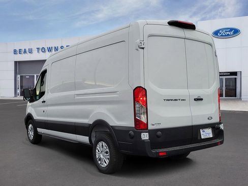New 2026 Ford Transit 250 148 Medium Roof image 3