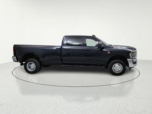 New 2026 RAM 3500 Tradesman AWD/4WD image 10