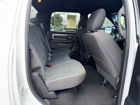 Used 2024 RAM 1500 Warlock AWD/4WD image 14