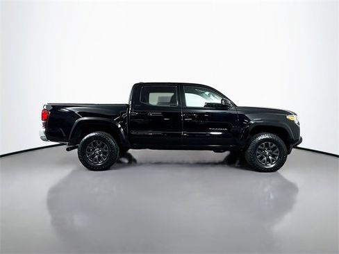 Used 2023 Toyota Tacoma SR5 image 9