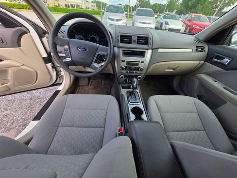 Used 2012 Ford Fusion SE FWD image 15