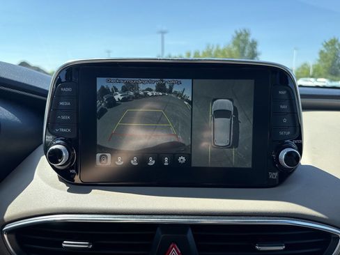 Used 2020 Hyundai Santa Fe Limited AWD/4WD image 18