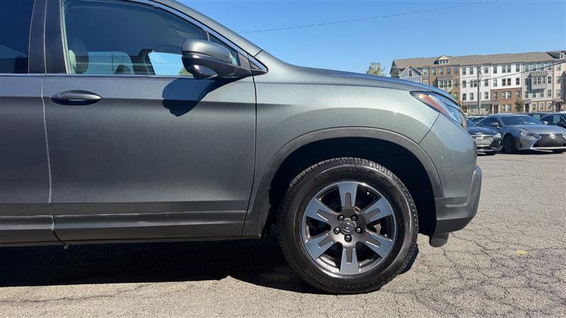 Used 2017 Honda Ridgeline RTL-T image 5