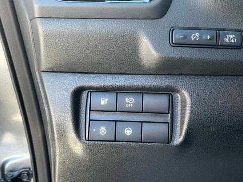 Certified 2024 Nissan Leaf SV Plus image 28