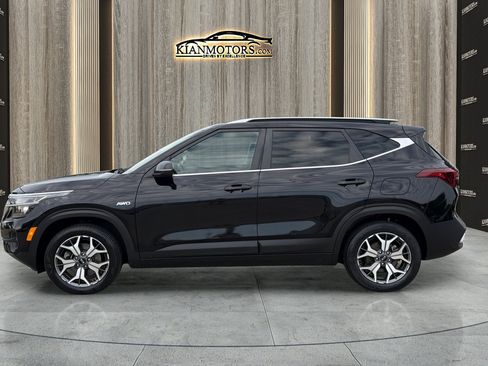 Used 2021 Kia Seltos EX AWD/4WD image 4