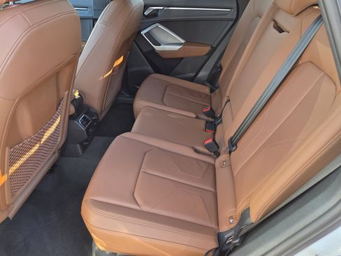 Certified 2025 Audi Q3 2.0T Premium w/ Convenience Package image 6