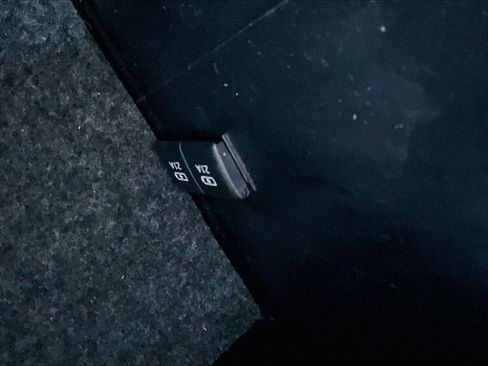 Used 2020 Toyota Tacoma TRD Off-Road w/ Technology Package image 31