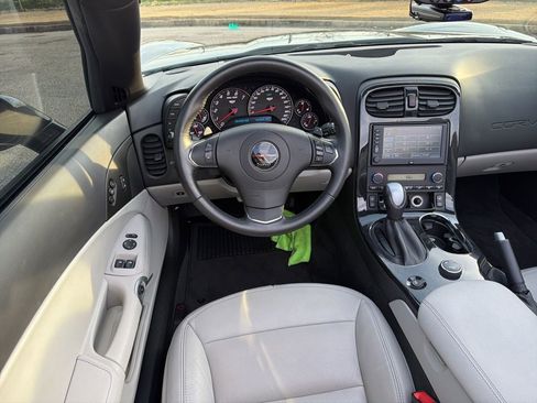 Used 2013 Chevrolet Corvette Grand Sport w/ 3LT Preferred Equipment Group image 21