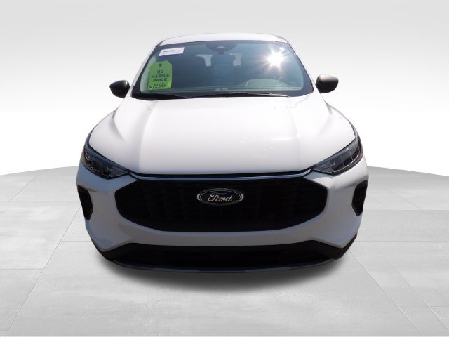 Certified 2023 Ford Escape Active w/ Cold Weather Package FWD image 2