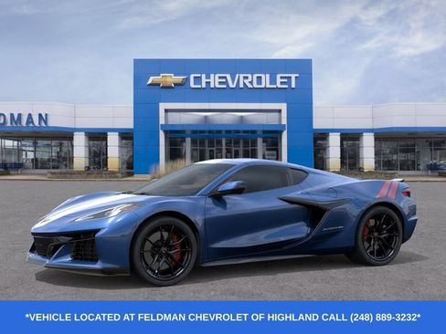 New 2027 Chevrolet Corvette Grand Sport w/ Z52 Sport Performance Package RWD image 2