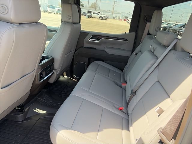 New 2026 GMC Sierra 1500 SLT w/ SLT Premium Package AWD/4WD image 11