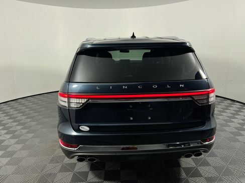 Used 2021 Lincoln Aviator Reserve w/ Equipment Group 201A AWD/4WD image 4