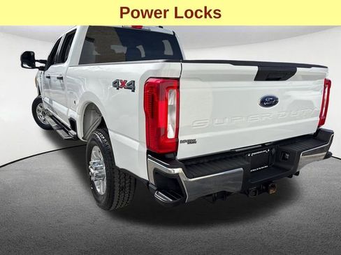 Used 2024 Ford F250 XLT AWD/4WD image 10