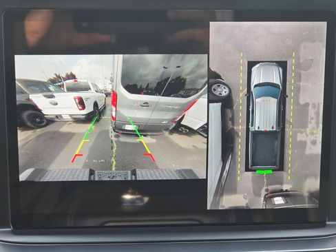 New 2025 Ford F350 Lariat w/ FX4 Off-Road Package image 13