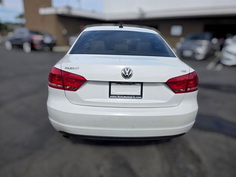Used 2015 Volkswagen Passat 1.8T Limited Edition image 12