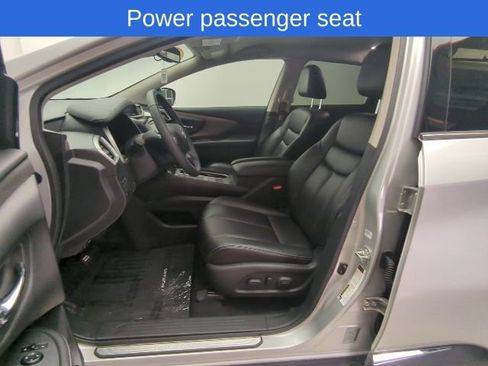 Used 2024 Nissan Murano SV image 12