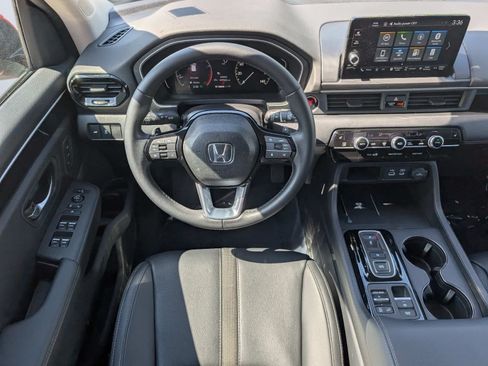 Certified 2023 Honda Pilot EX-L image 17