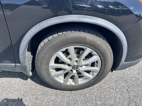 Used 2017 Nissan Rogue SV AWD/4WD image 8