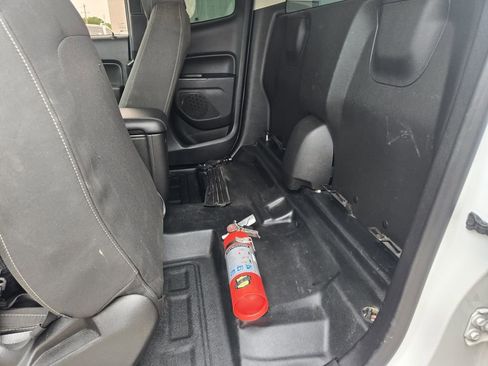 Used 2022 Chevrolet Colorado LT w/ Fleet Safety Package image 29