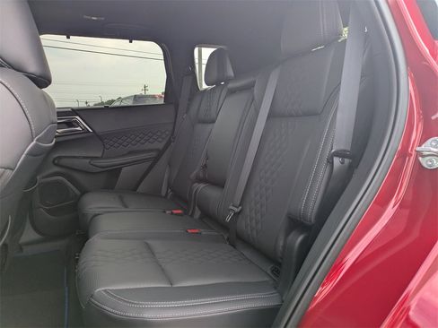 New 2025 Mitsubishi Outlander SEL Black Edition image 14