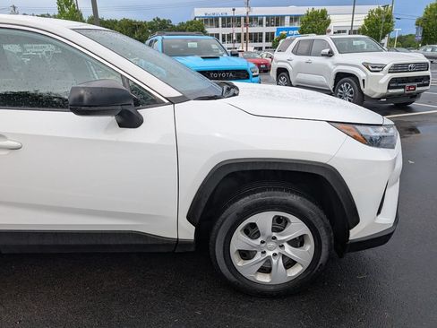 Certified 2024 Toyota RAV4 LE AWD/4WD image 11