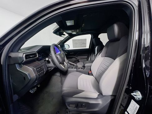 New 2025 Toyota Tacoma TRD Sport image 14