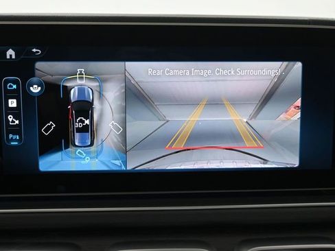 New 2026 Mercedes-Benz GLS 450 4MATIC image 32