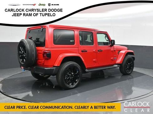 Used 2022 Jeep Wrangler Sahara image 3