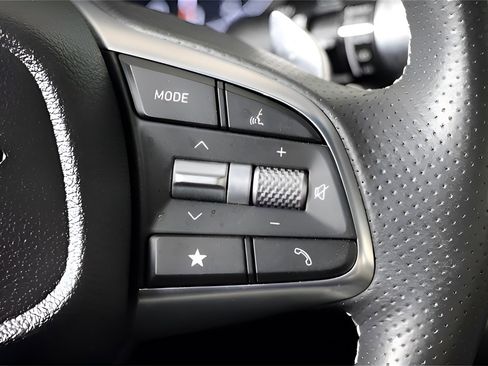 Used 2024 Genesis G70 2.5T w/ Sport Prestige Package image 16