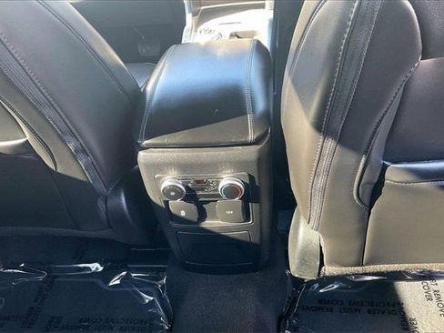 Certified 2022 Ford Explorer XLT w/ Equipment Group 202A image 34