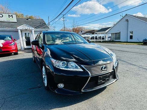 Used 2015 Lexus ES 350 w/ Luxury Package FWD image 8