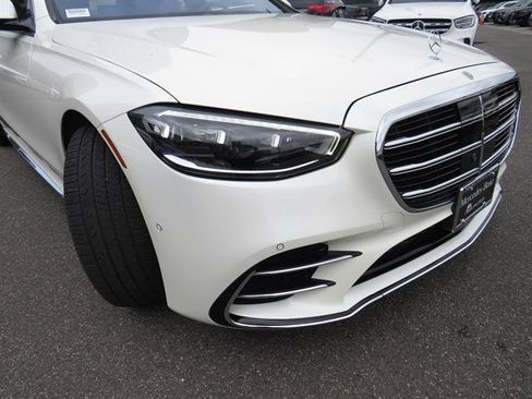 Certified 2022 Mercedes-Benz S 500 4MATIC w/ AMG Line Package image 27